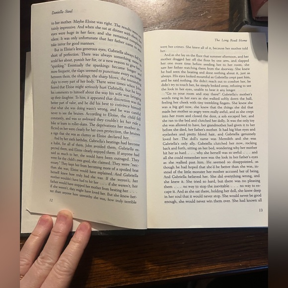 Danielle Steele- The Long Road Home, The Duchess, Lone Eagle - Picture 4 of 7